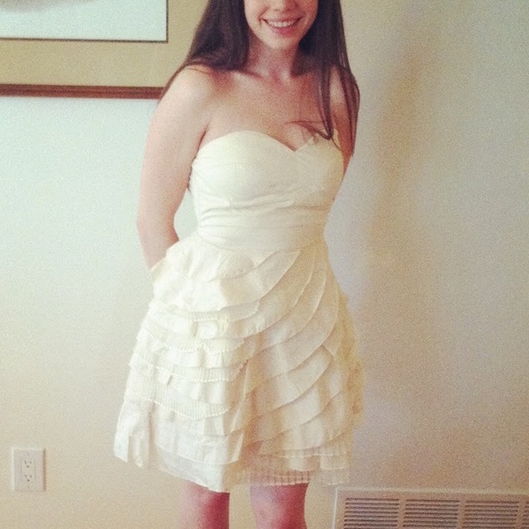 Mini formal dress - Picture 1 of 3